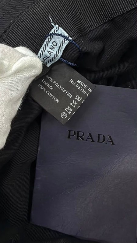 Панама Prada · розмір M