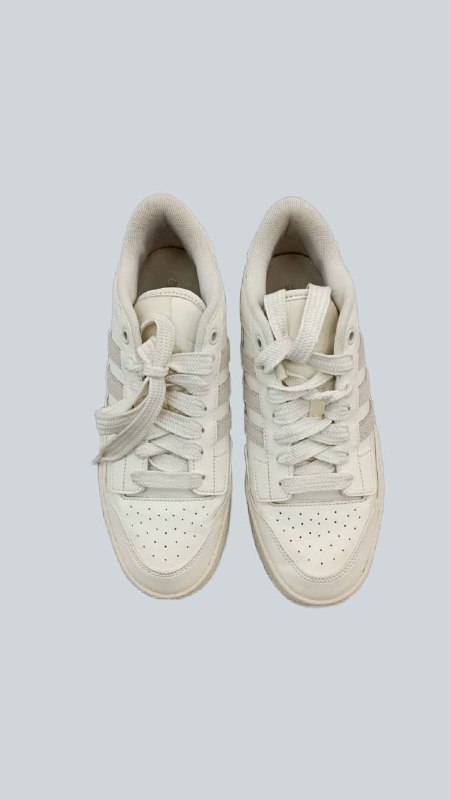 Кросівки Adidas · розмір и:40