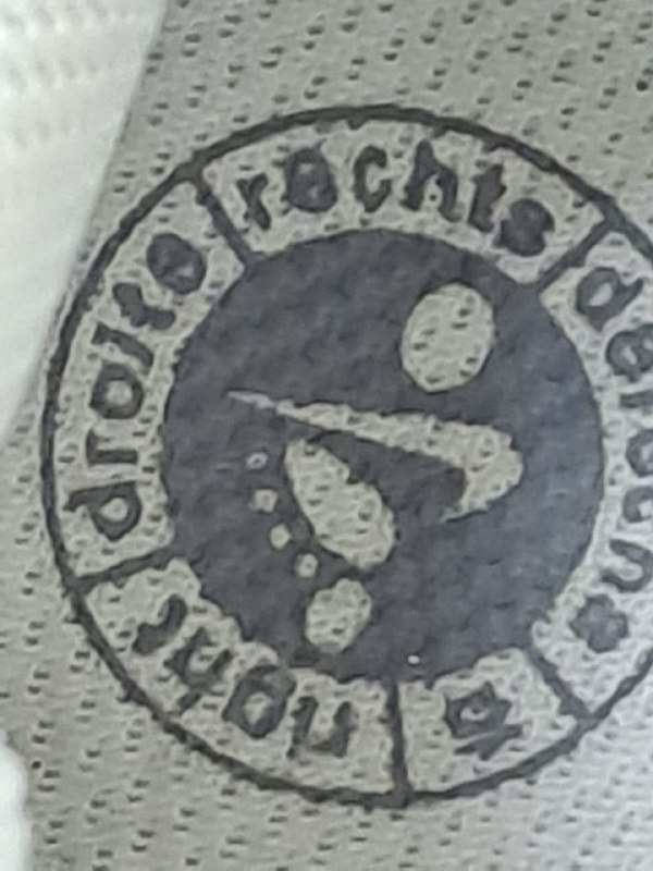 Кросівки NIKE · розмір UK5,5