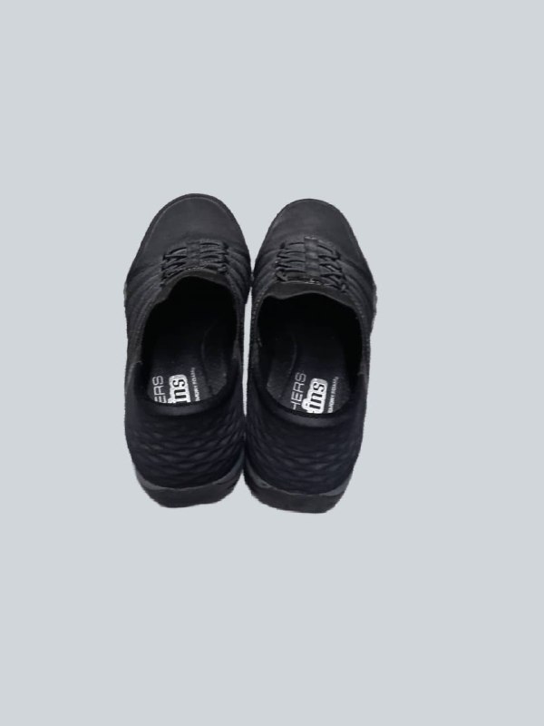 Сліпони Skechers · розмір 38