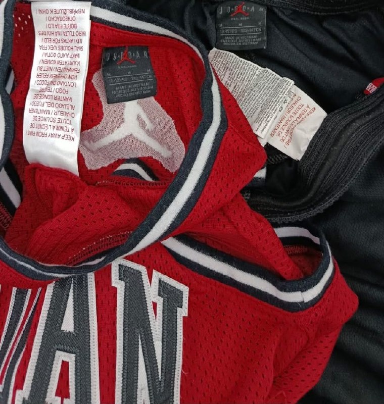Костюм Jordan · розмір 10-12 років 132-147см