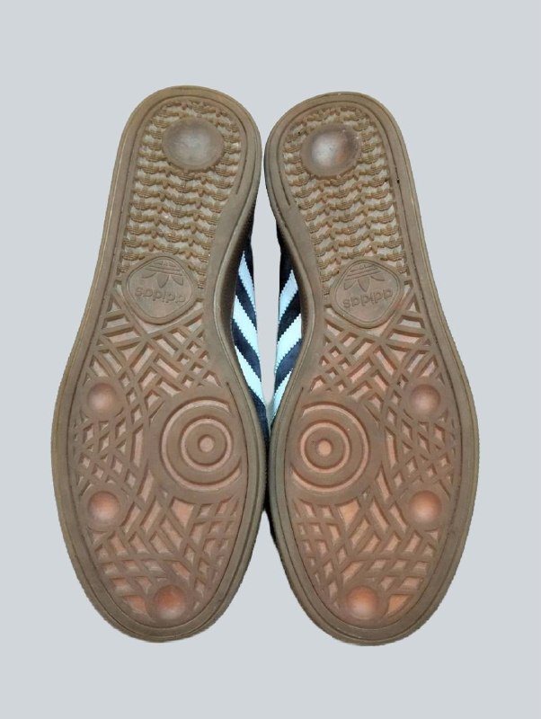 Кросівки Adidas · розмір 43