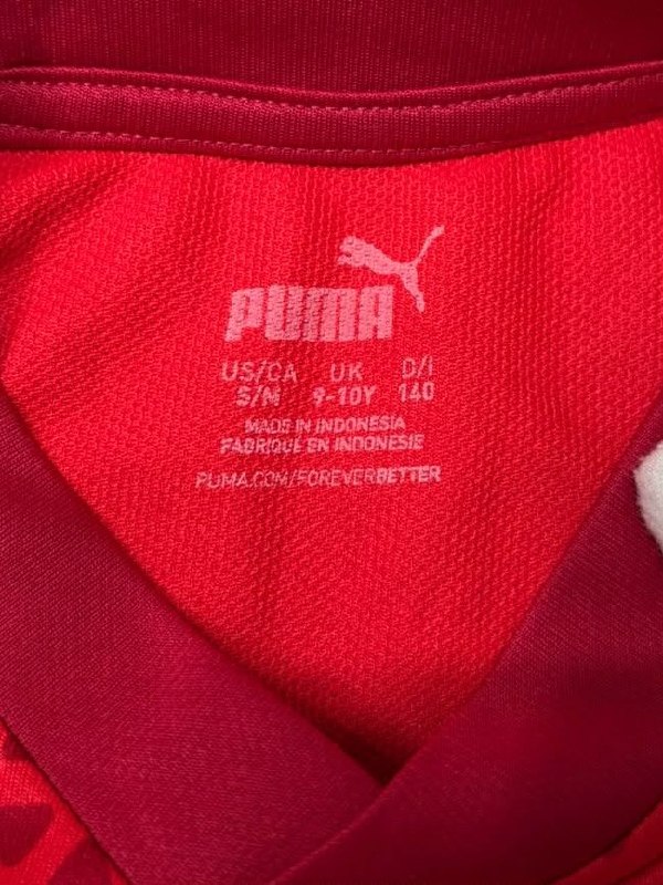 Футболка · розмір 9-10 років