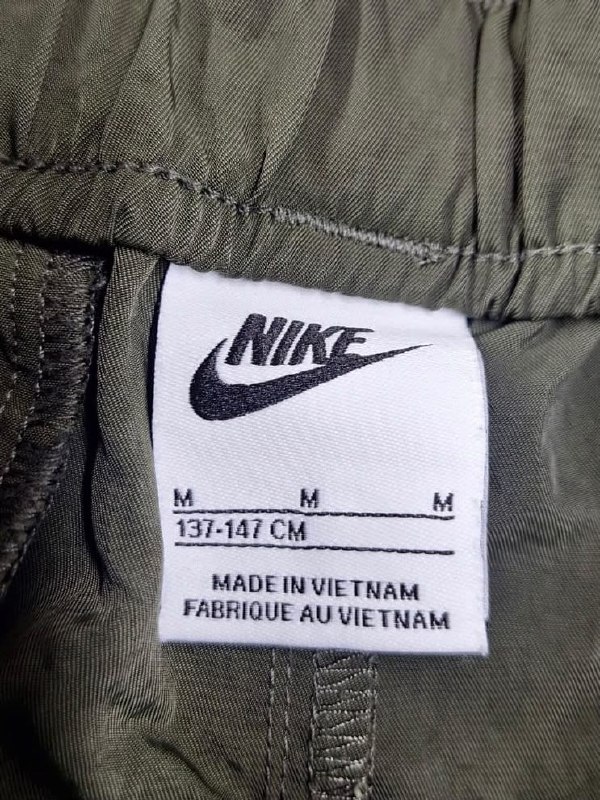 Шорти Nike · розмір 137-147см