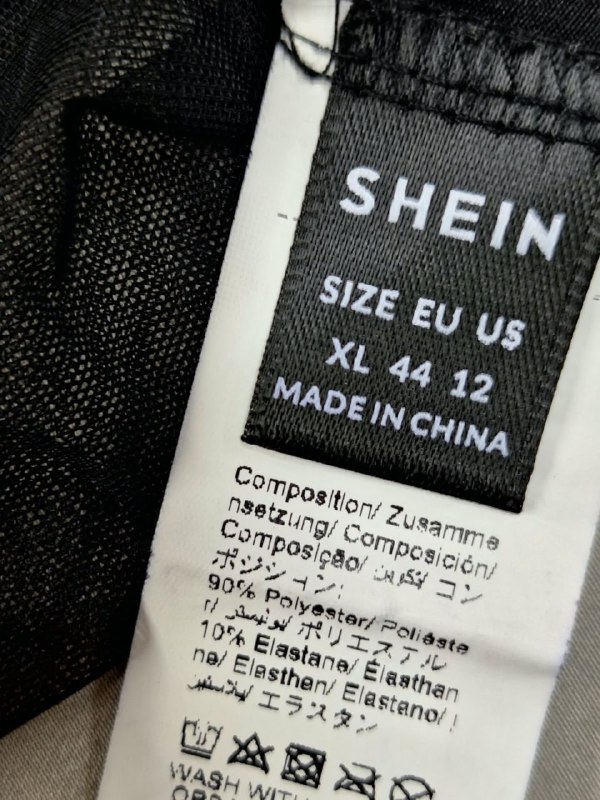 Футболка SHEIN · розмір XL