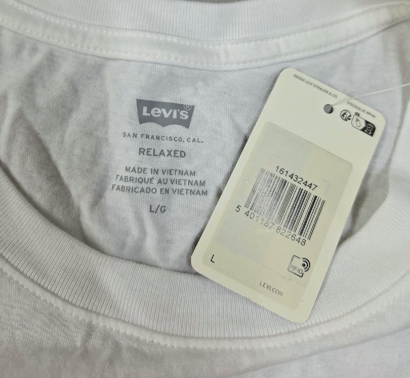 Футболка Levi's · розмір L