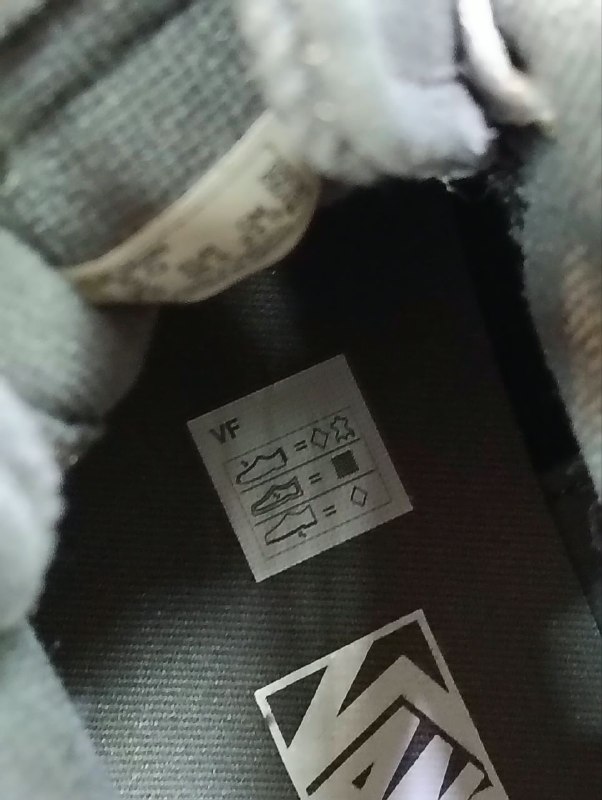 Кросівки VANS · розмір 36,5