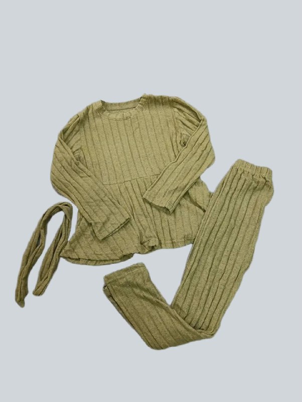 Костюм · розмір 130 см