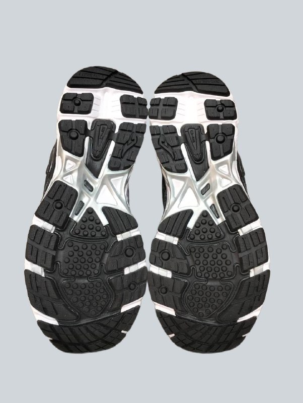 Кросівки Joma · розмір 4
