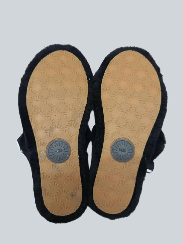 Босоніжки UGG · розмір 38