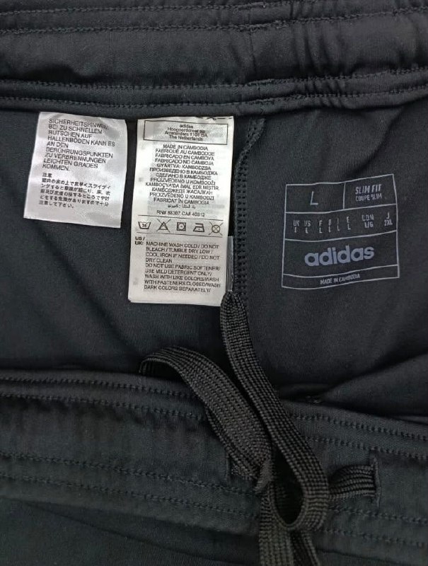 Шорти Adidas · розмір и:L