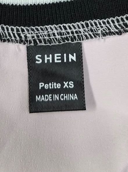 Футболка SHEIN · розмір XS
