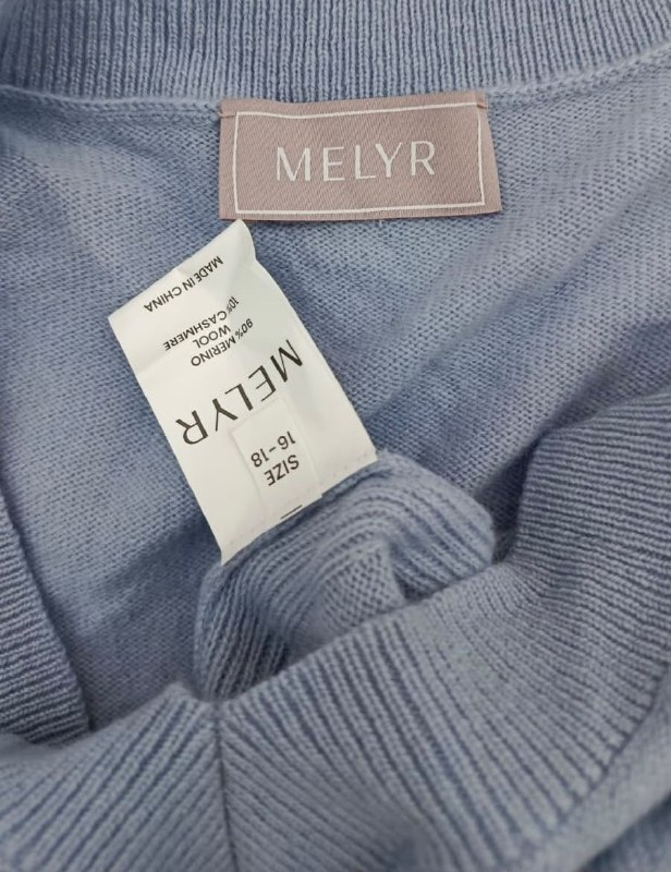 Светр Melyr · розмір и:16-18
