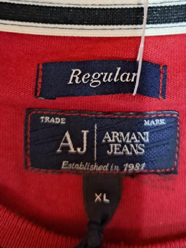 Футболка ARMANI JEANS · розмір XL