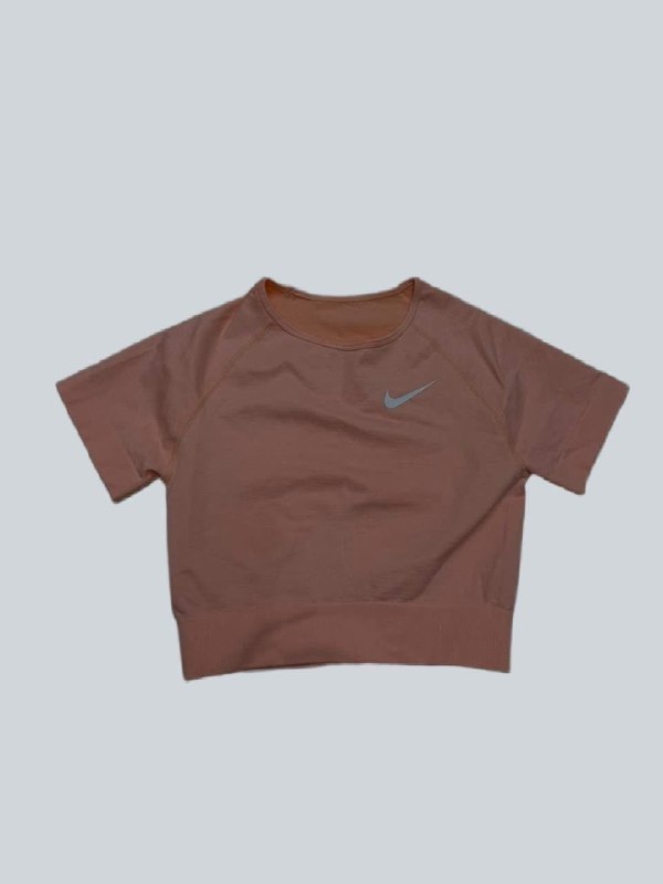 Топ Nike