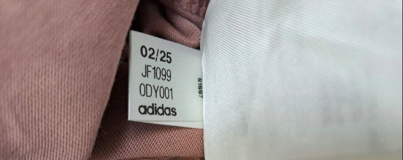 Футболка Adidas · розмір L