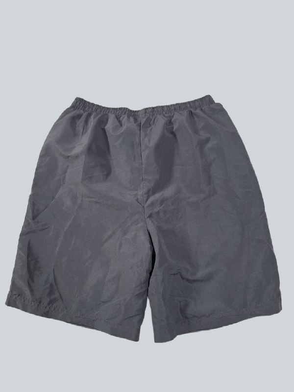 Шорти Slazenger (мають 2 кишені ) · розмір L
