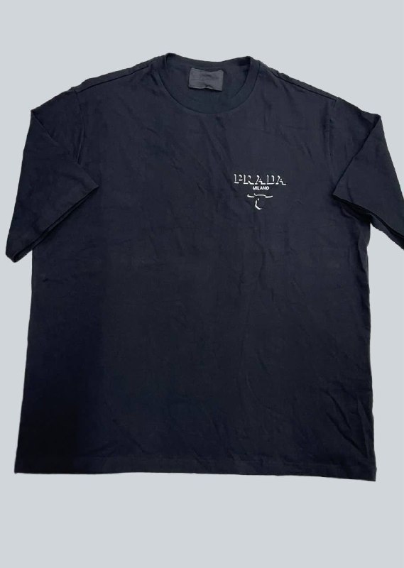 Футболка PRADA · розмір L