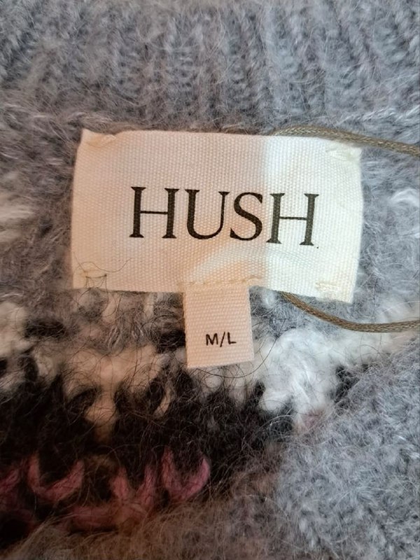 Светр HUSH · розмір M/L