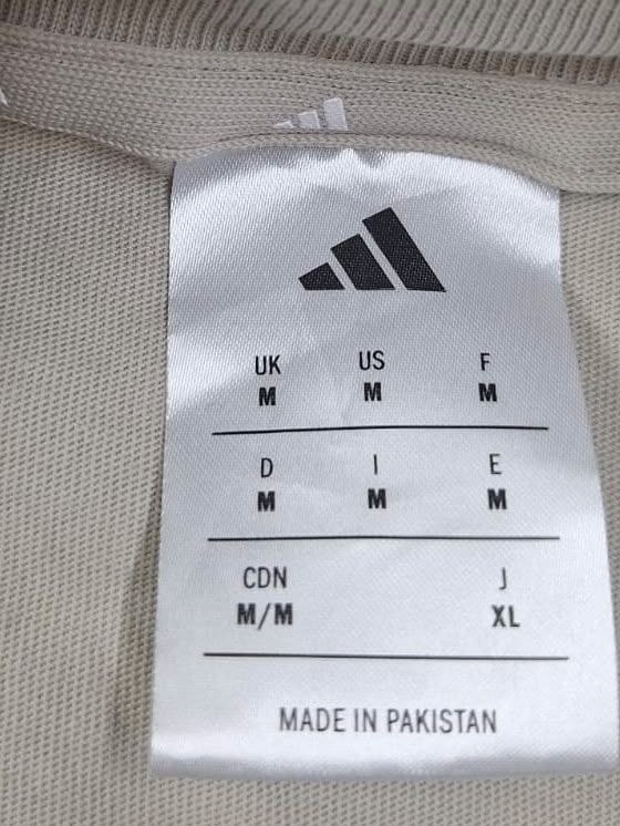 Футболка Adidas · розмір UK M