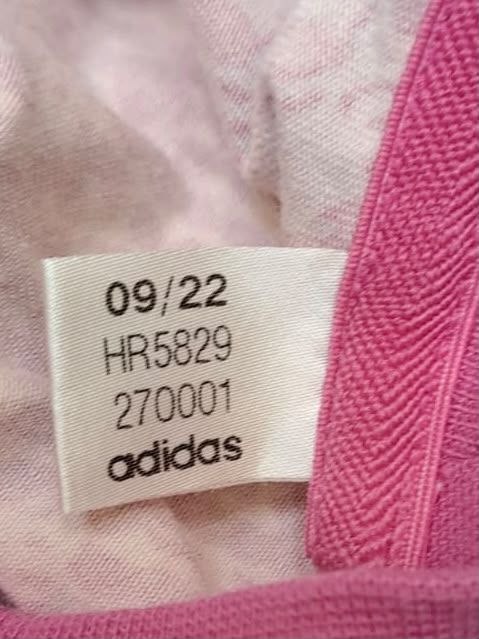 Футболка Adidas · розмір 11-12 років