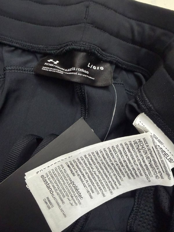 Шорти Under Armour · розмір L