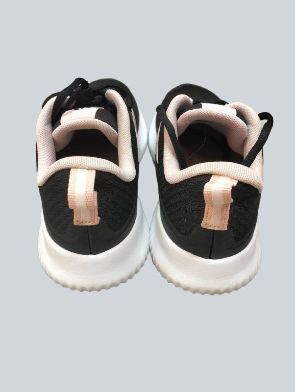 Кросівки Adidas · розмір 39