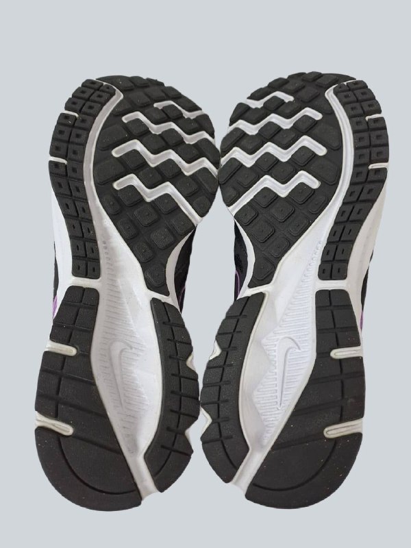 Кросівки Nike · розмір EUR 40