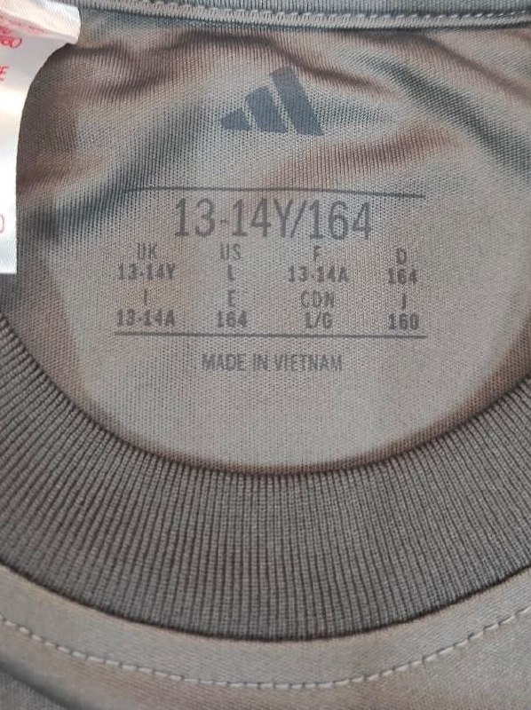 Футболка Adidas · розмір 13-14 років