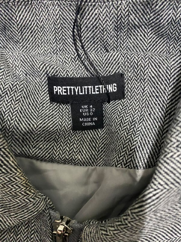 Бомбер PrettyLittleThing · розмір XL