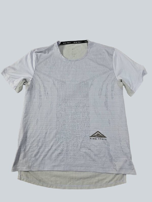 Футболка Nike · розмір M