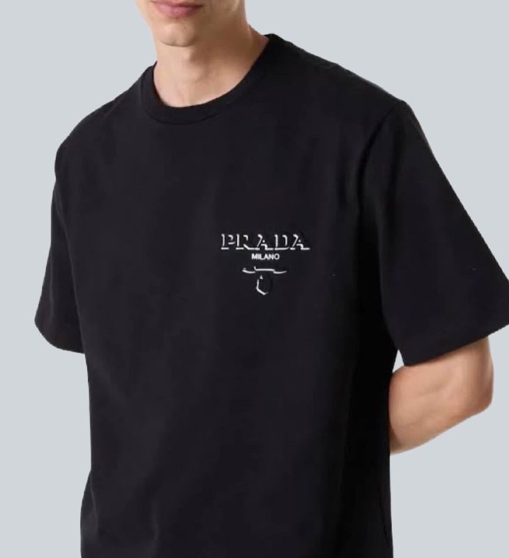 Футболка PRADA · розмір L