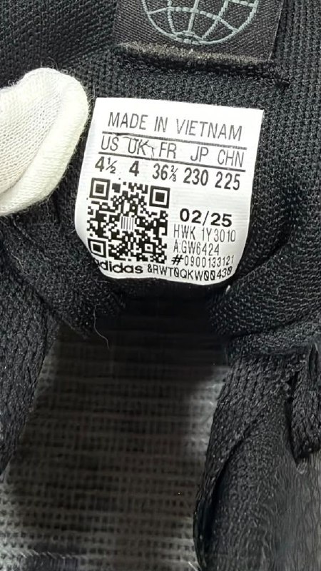 Кросівки Adidas · розмір 36