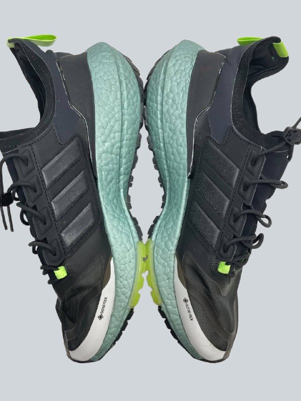 Кросівки Adidas · розмір 41