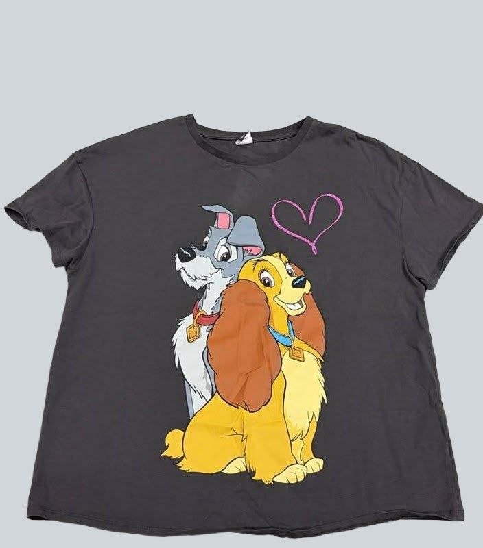 Футболка Disney · розмір 18