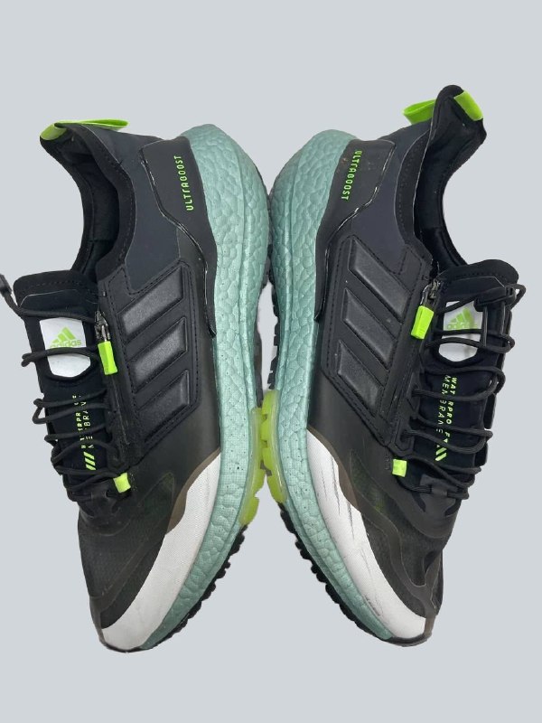 Кросівки Adidas · розмір 41