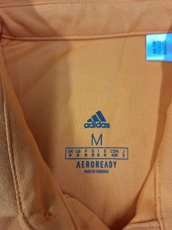 Футболка Adidas · розмір M