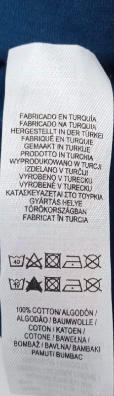 Футболка · розмір 9-10 років