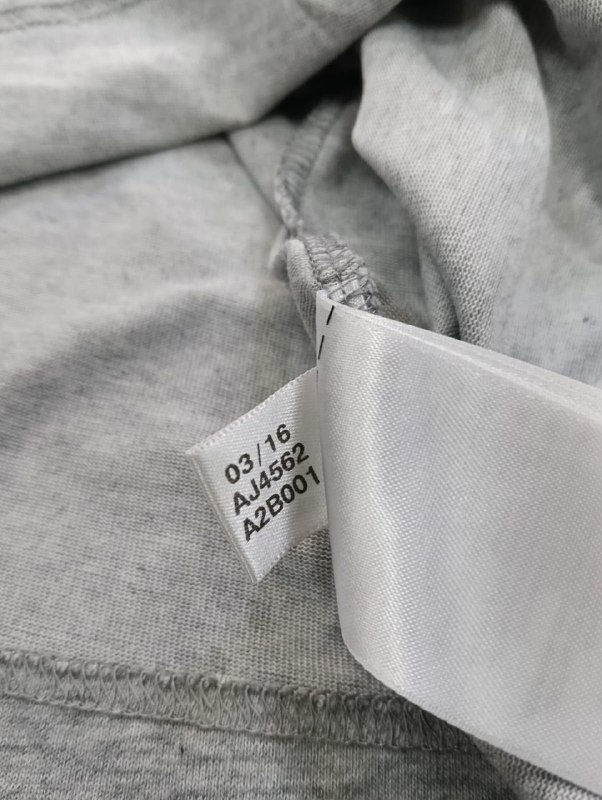 Майка adidas · розмір S
