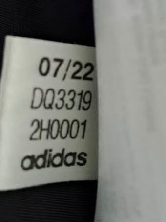 Спортивний купальник Adidas · розмір 9-10 років