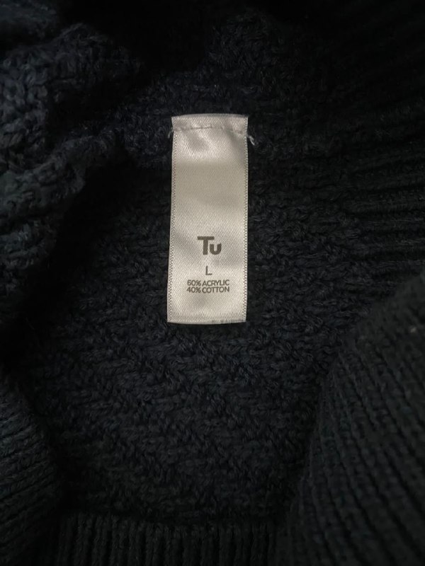 Светр TU · розмір L