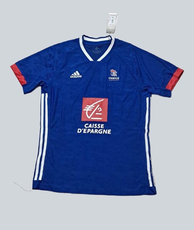 Футболка Adidas · розмір M