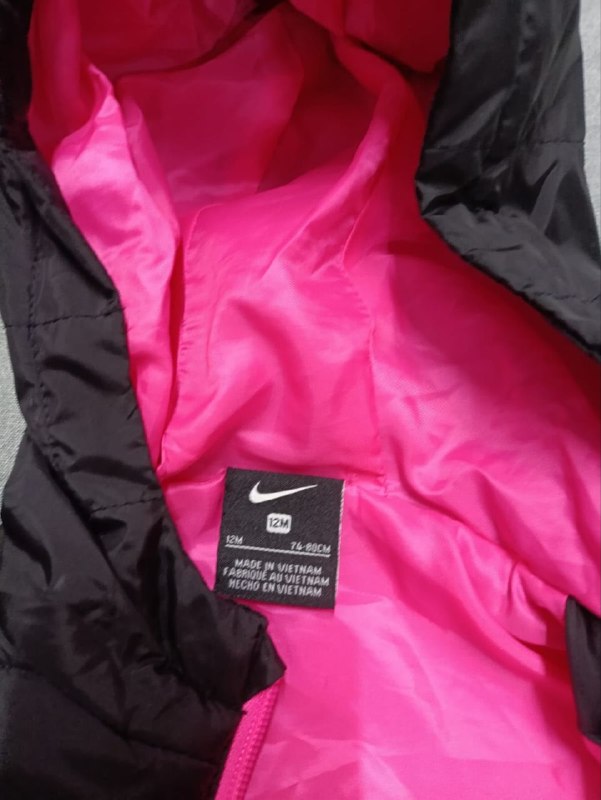 Куртка Nike · розмір 12 місяців