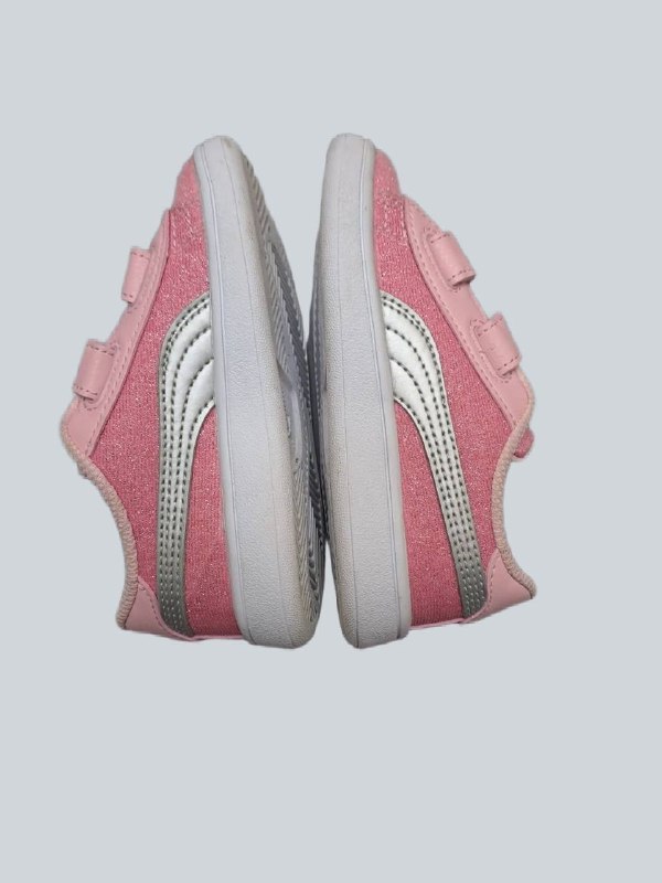 Кросівки PUMA · розмір UK 7