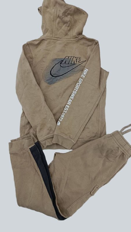 Костюм Nike · розмір и:L 147-158см