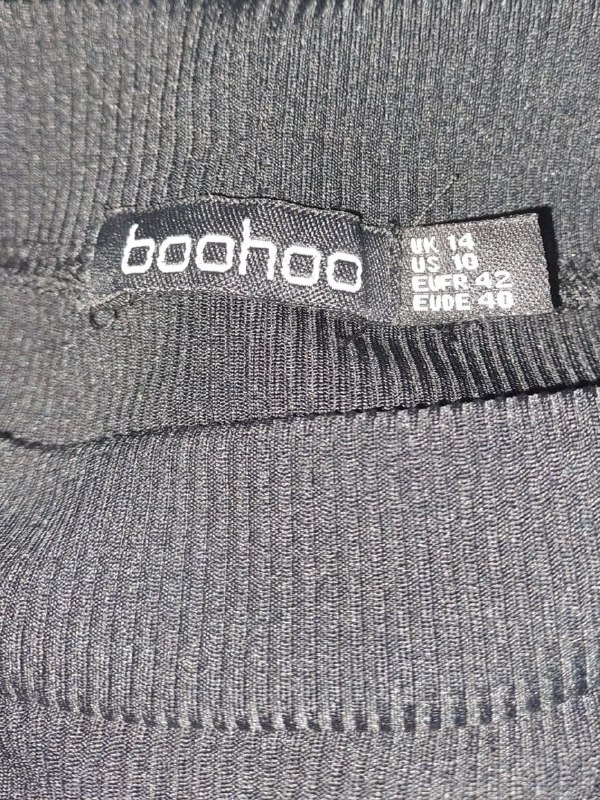 Блузка boohoo · розмір UK 14