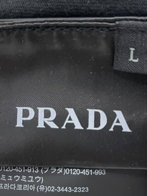 Футболка PRADA · розмір L
