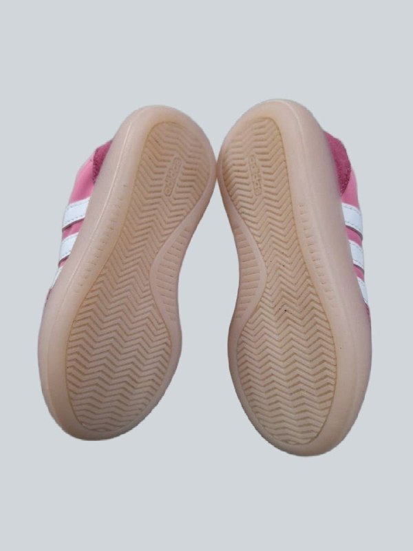 Кросівки Adidas · розмір UK 10K
