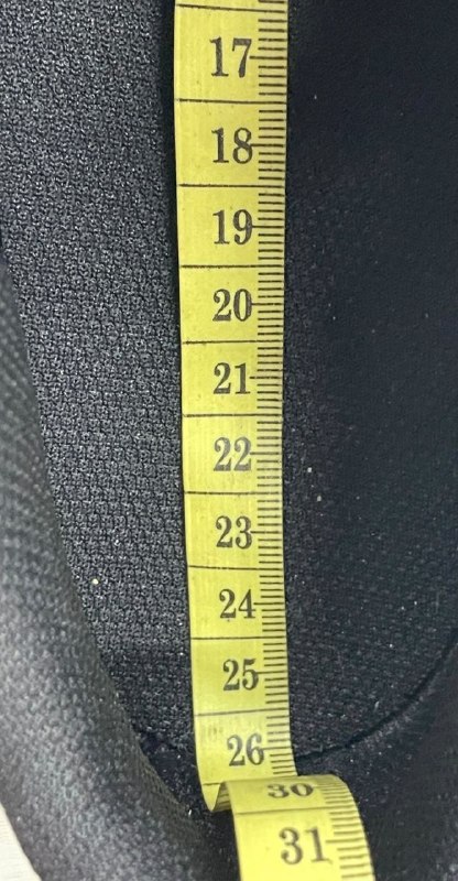 Сороконіжки Adidas · розмір 40