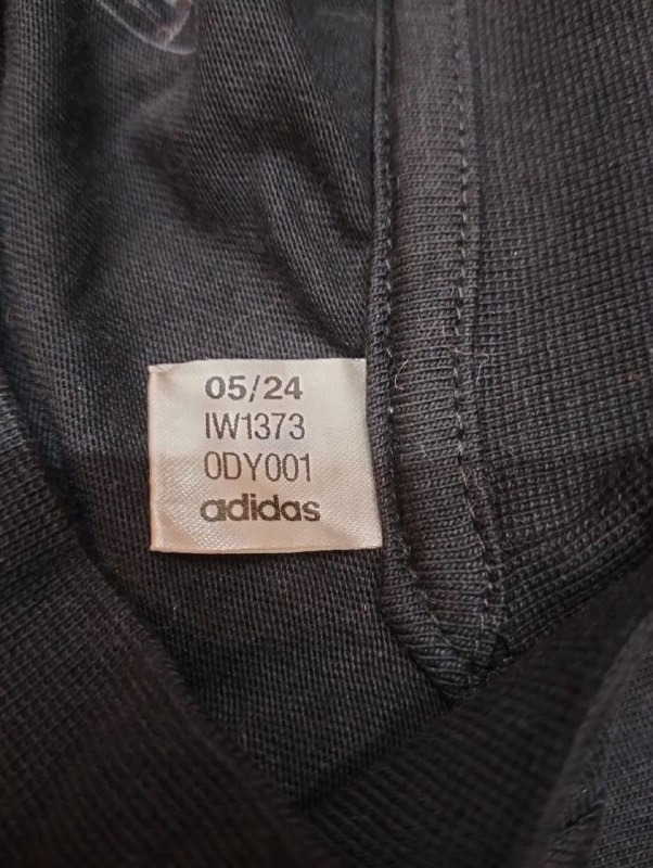 Футболка Adidas · розмір 13- 14 років/ 164 см